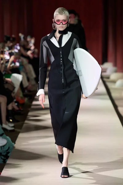 Look 23